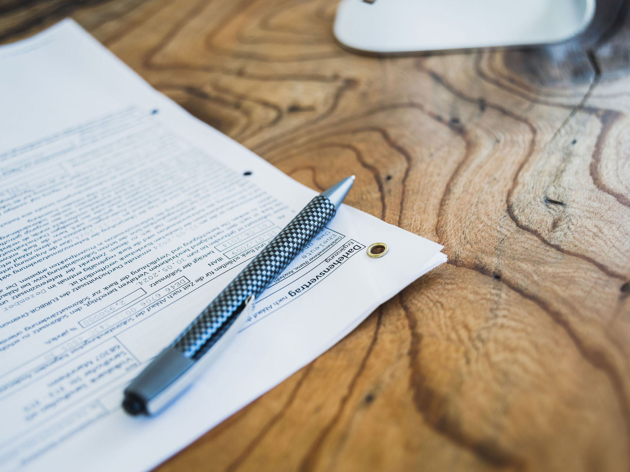 劳动合同未约定试用期工资,实际履行能否突破